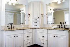 T&G builders design a bathroom for two